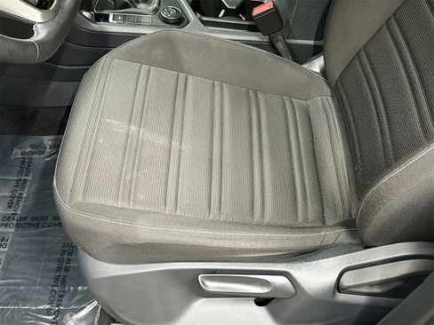 Used 2022 Volkswagen Tiguan S image 18