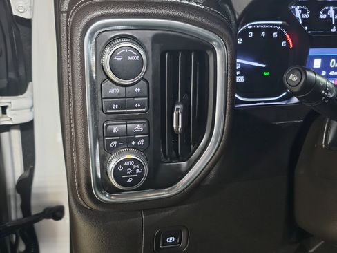 Used 2021 GMC Sierra 1500 SLT w/ SLT Premium Plus Package image 33