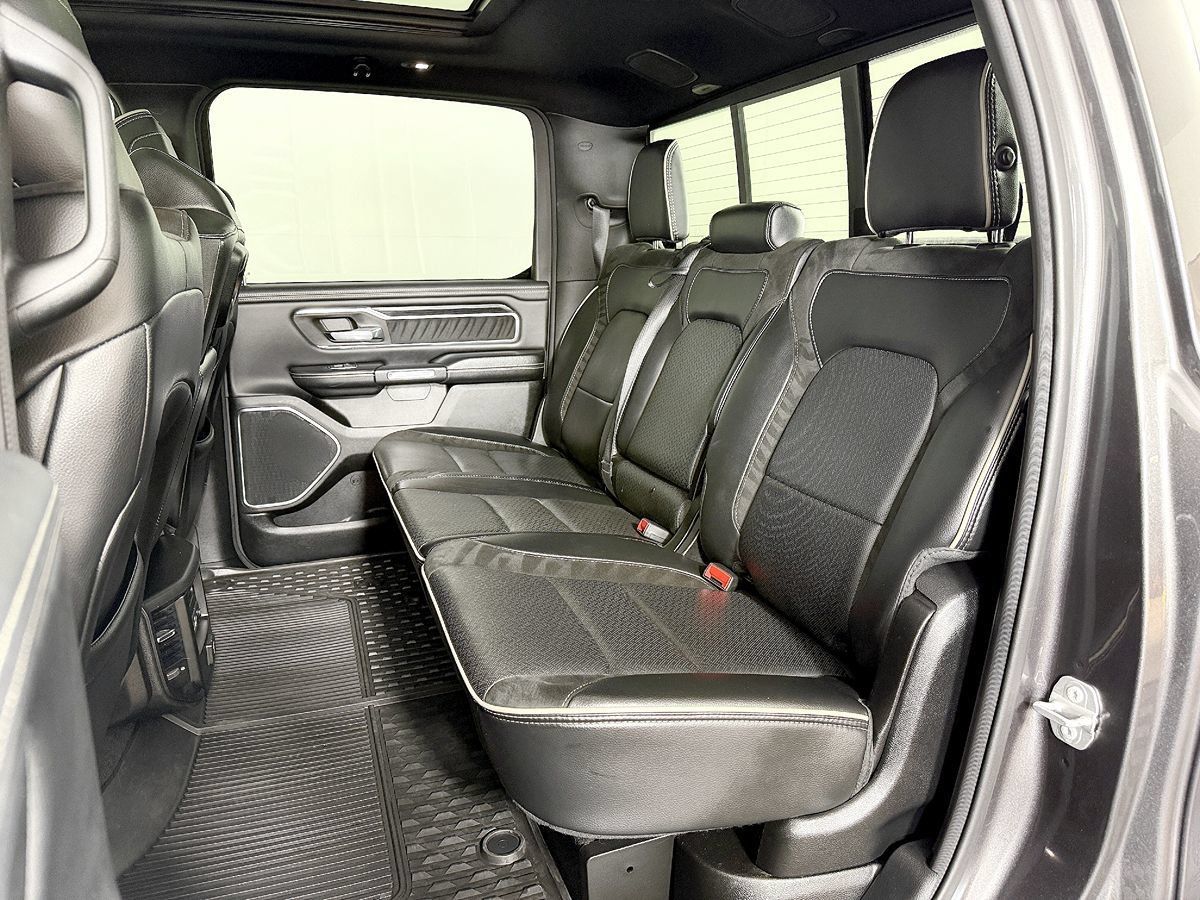 Used 2023 RAM 1500 Laramie AWD/4WD image 37