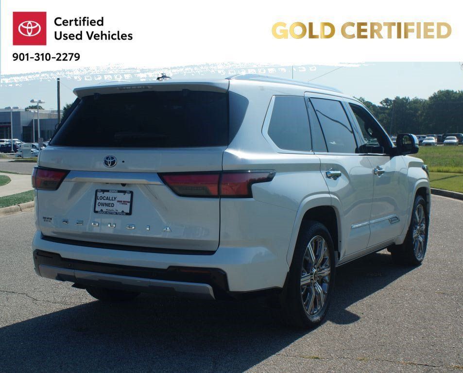 Used 2023 Toyota Sequoia Capstone AWD/4WD image 21
