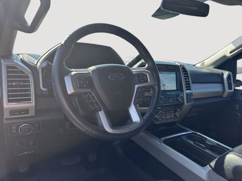 Used 2017 Ford F250 Lariat w/ Lariat Ultimate Package AWD/4WD image 10