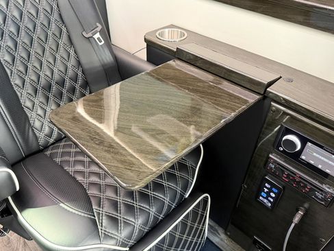 Used 2020 Mercedes-Benz Sprinter 2500 image 61