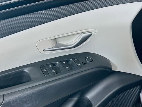 Certified 2022 Hyundai Tucson SEL image 17