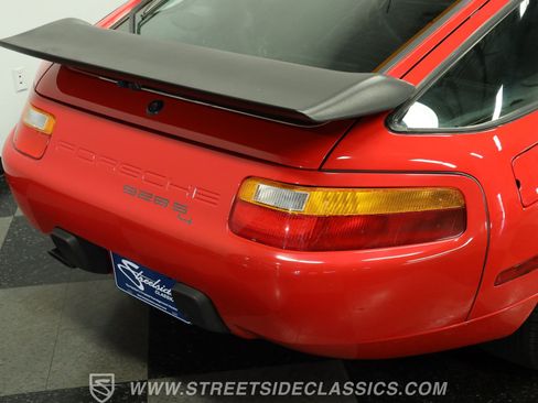 Used 1989 Porsche 928 S4 RWD image 25