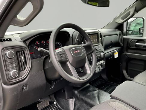 New 2026 GMC Sierra 2500 Pro w/ Convenience Package AWD/4WD image 9