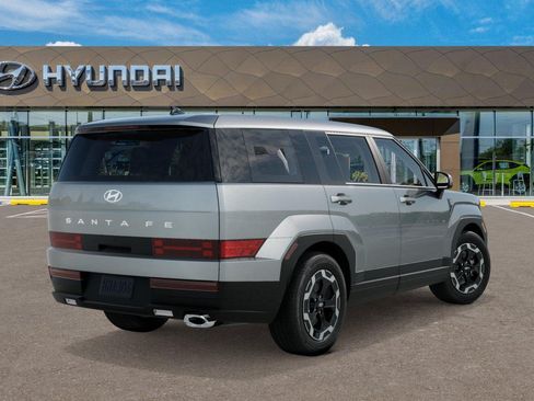 New 2027 Hyundai Santa Fe SE FWD image 4