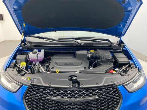 New 2026 Chrysler Pacifica Select w/ S Appearance Package image 10