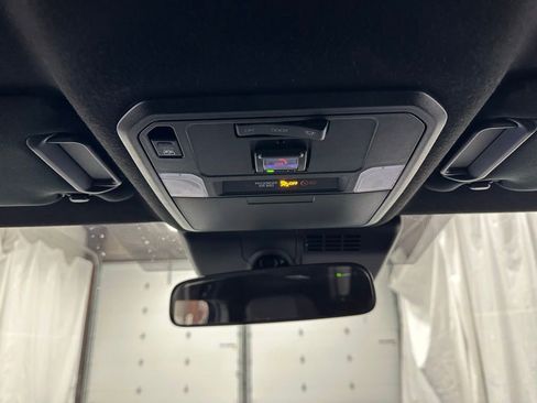 Used 2025 Toyota 4Runner SR5 image 39