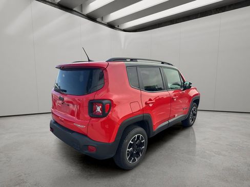 Used 2023 Jeep Renegade Trailhawk AWD/4WD image 5