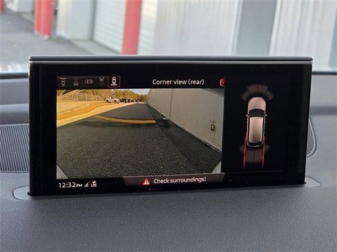 Used 2018 Audi Q7 3.0T Prestige image 19