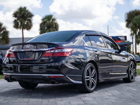 Used 2016 Honda Accord Sport image 14