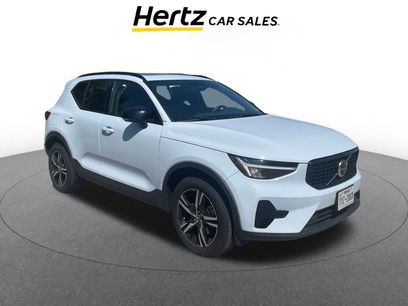 Used 2024 Volvo XC40 B5 Core