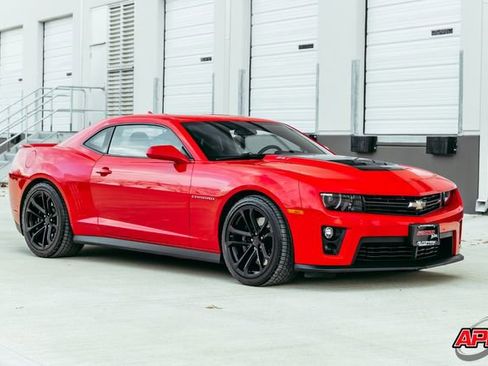 Used 2015 Chevrolet Camaro ZL1 image 54