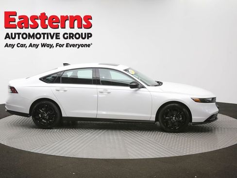 Used 2025 Honda Accord SE image 45