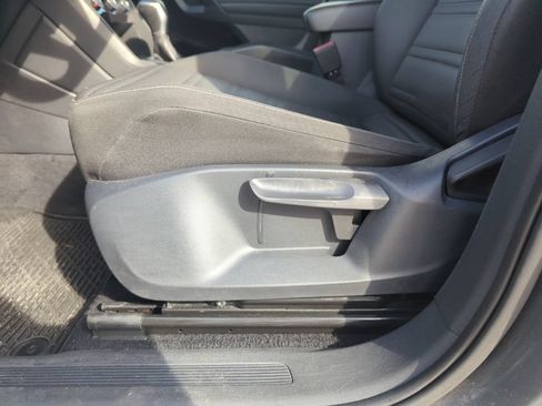 Certified 2022 Volkswagen Tiguan S FWD image 13