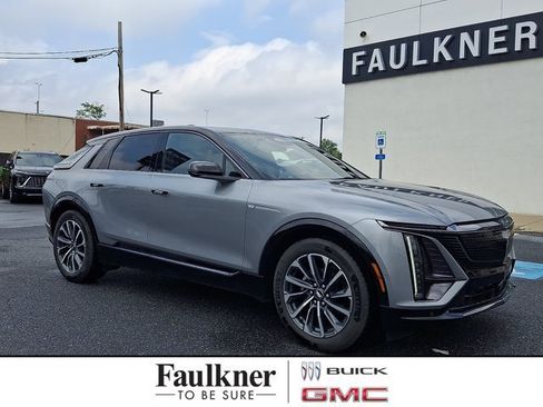 Used 2024 Cadillac Lyriq Sport w/ LPO, Floor Liner Package AWD/4WD image 1