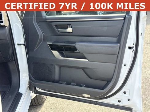 Used 2024 Toyota Tundra Limited image 8