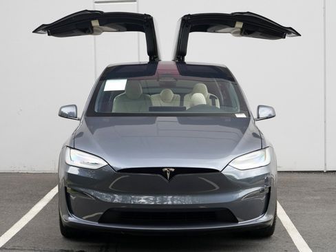 Used 2023 Tesla Model X AWD/4WD image 48