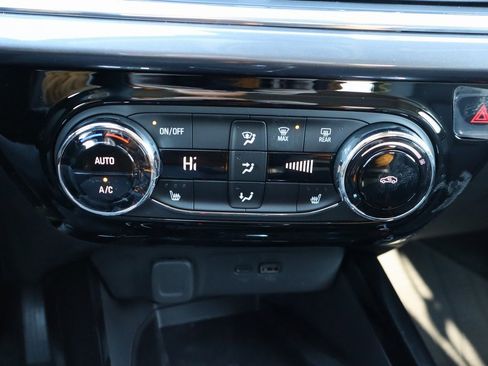 New 2026 Chevrolet Trax ACTIV w/ Sunroof Package image 14