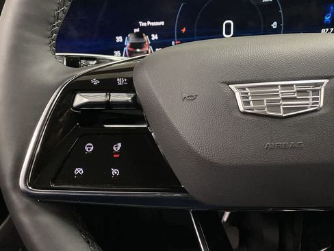 Certified 2026 Cadillac Lyriq Sport image 21