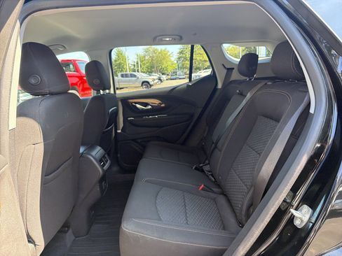 Used 2019 GMC Terrain SLE w/ Driver Convenience Package AWD/4WD image 32