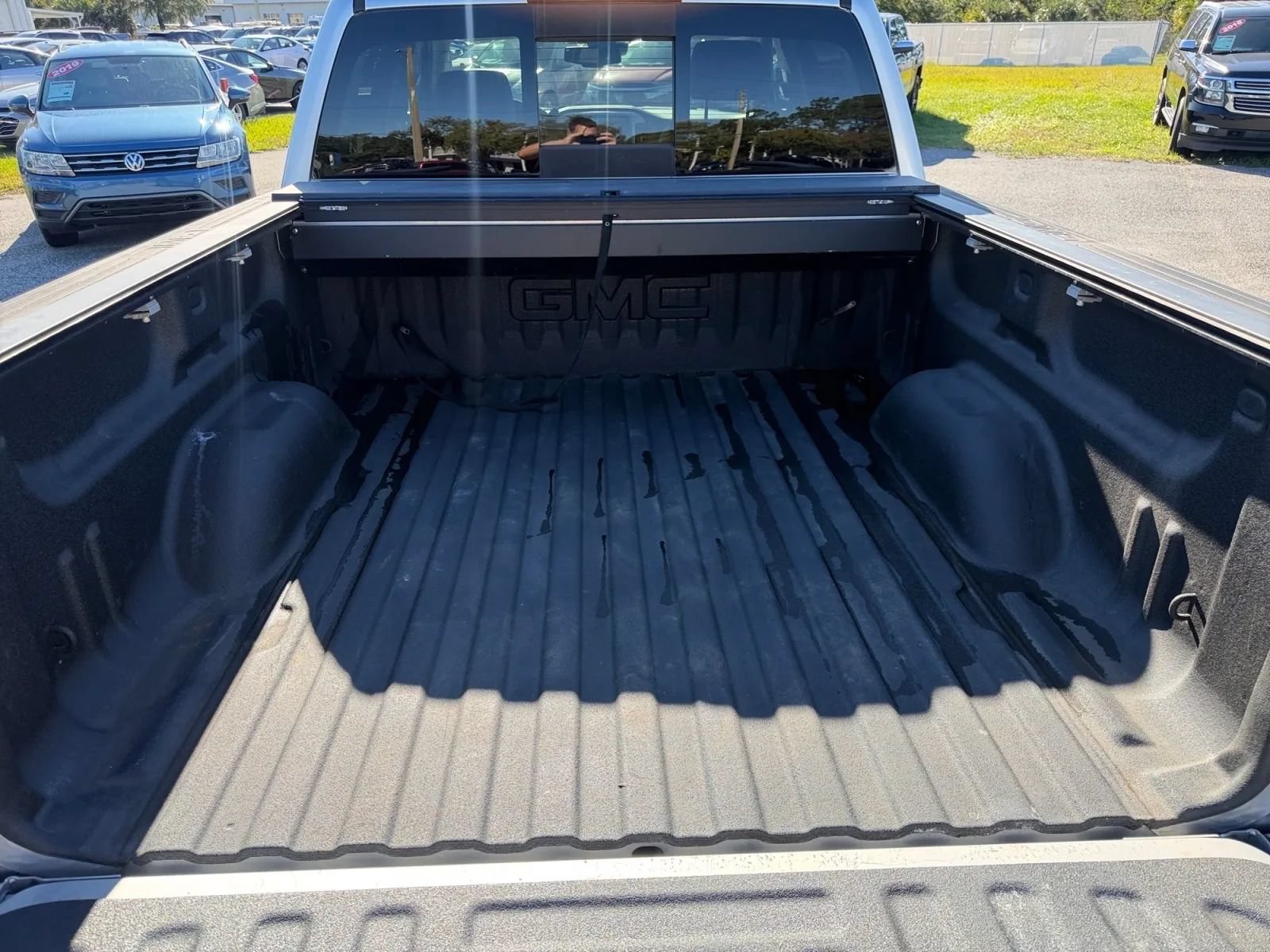Used 2018 GMC Sierra 1500 SLT w/ Enhanced Driver Alert Package RWD image 18