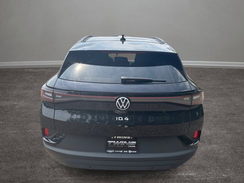 Used 2024 Volkswagen ID.4 S image 31