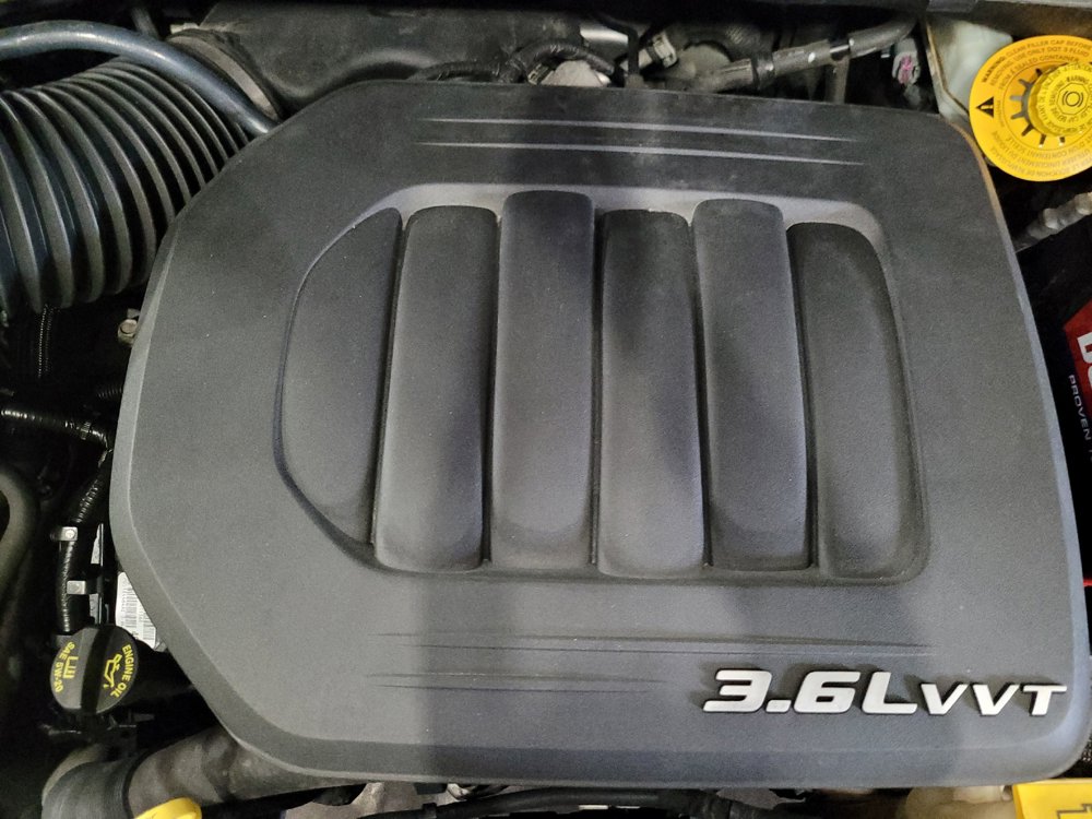 Used 2016 Dodge Grand Caravan SXT w/ UConnect Hands-Free Group FWD image 30