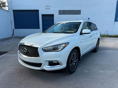 Used 2018 INFINITI QX60 FWD w/ Premium Plus Package