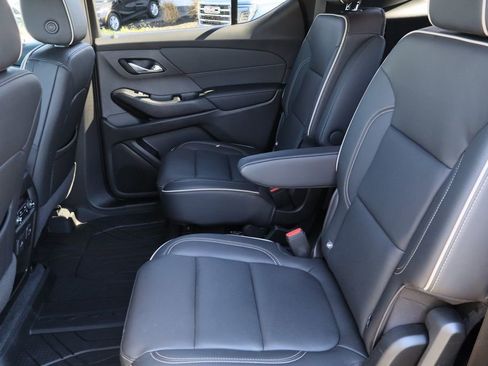 Certified 2023 Chevrolet Traverse Premier image 25