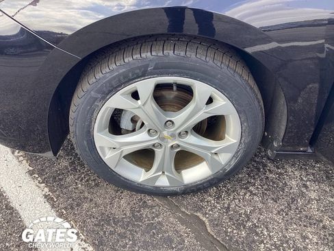 Used 2017 Chevrolet Cruze Premier FWD image 27