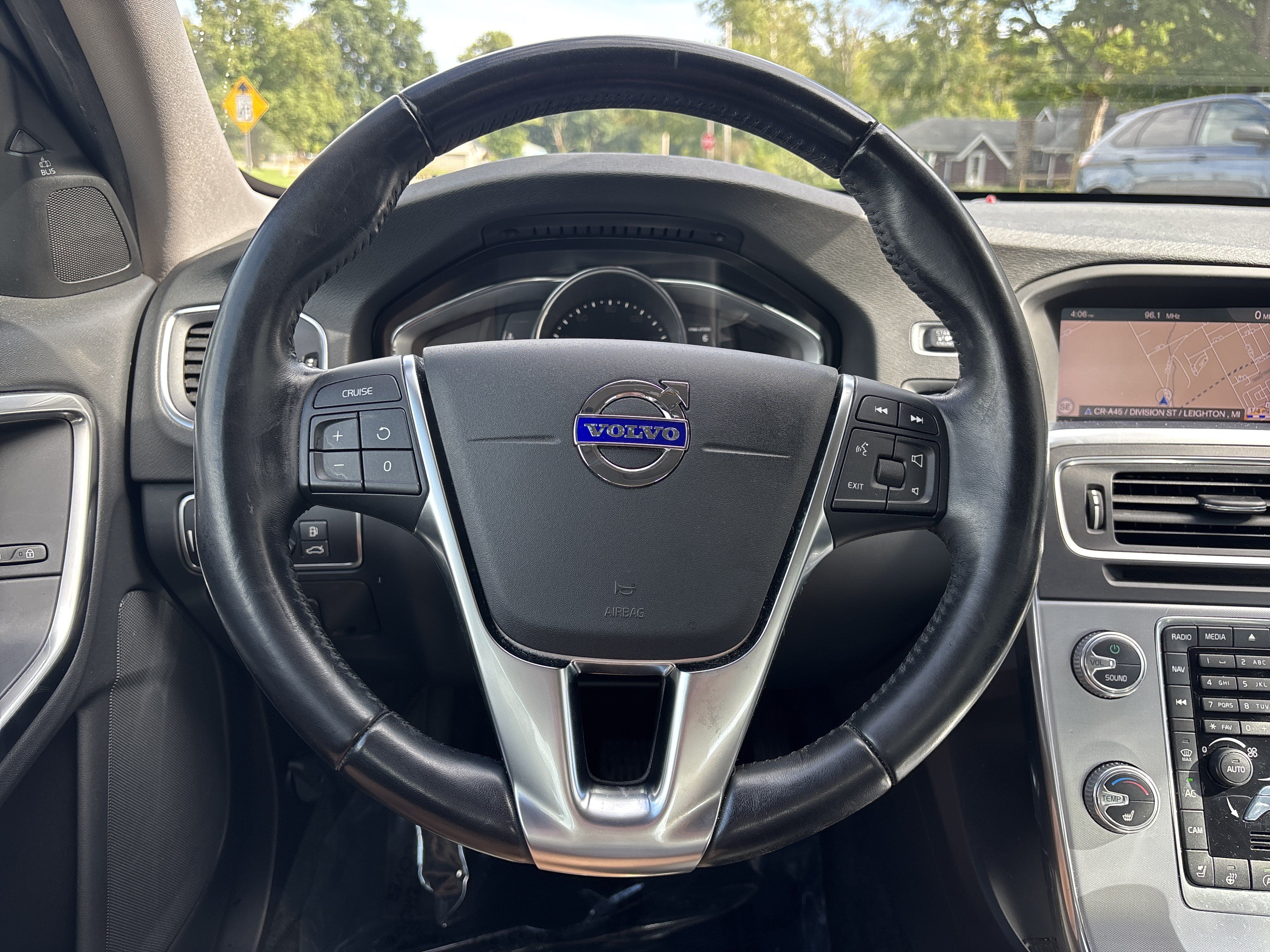 Used 2018 Volvo S60 T5 Dynamic w/ Vision Package FWD image 26