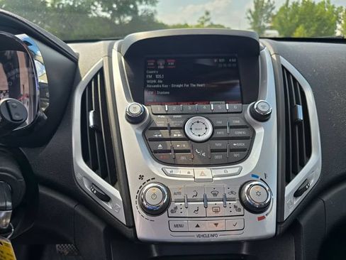 Used 2010 GMC Terrain SLT FWD image 19