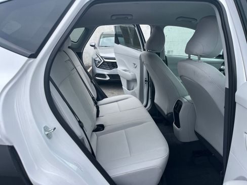 Used 2025 Hyundai Kona SEL image 27