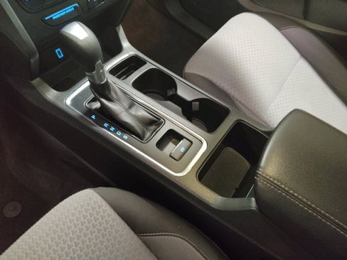 Used 2017 Ford Escape SE w/ Equipment Group 201A image 26