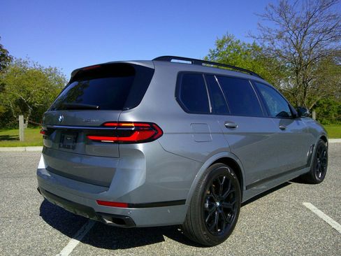 Used 2023 BMW X7 xDrive40i AWD/4WD image 39