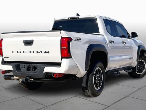 Used 2024 Toyota Tacoma TRD Off-Road image 14