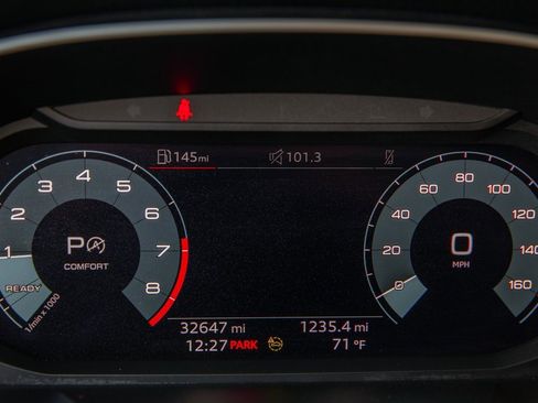 Used 2024 Audi Q3 2.0T Premium image 17