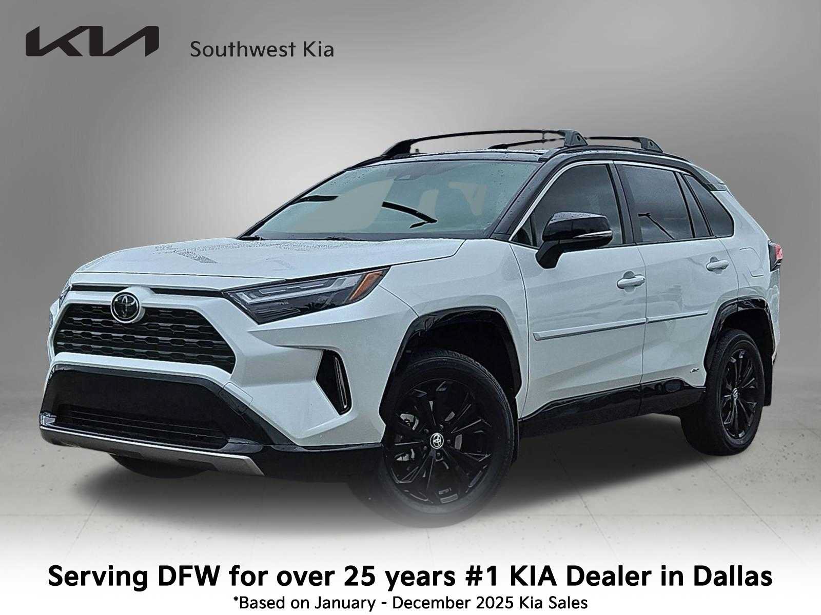 Used 2025 Toyota RAV4 XSE AWD/4WD image 1