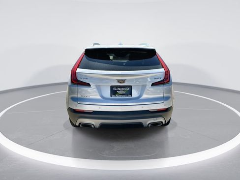 Used 2020 Cadillac XT4 Premium Luxury w/ Cold Weather Package image 7