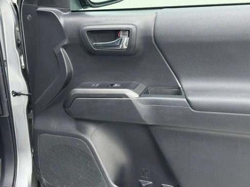 Used 2022 Toyota Tacoma TRD Sport RWD image 27