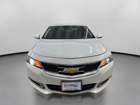 Used 2014 Chevrolet Impala LT w/ Premium Seating Package FWD image 2
