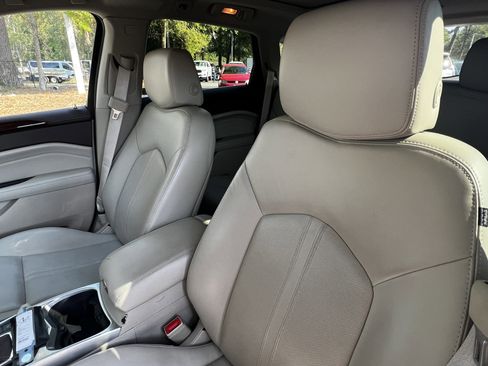 Used 2013 Cadillac SRX Luxury w/ Driver Awareness Package image 18