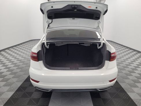Used 2019 Volkswagen Jetta R-Line FWD image 29