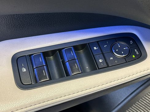 Used 2025 Lexus RX 350 Premium Plus w/ Convenience Package FWD image 13