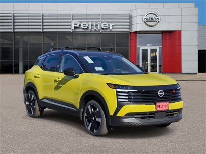 New 2025 Nissan Kicks SR