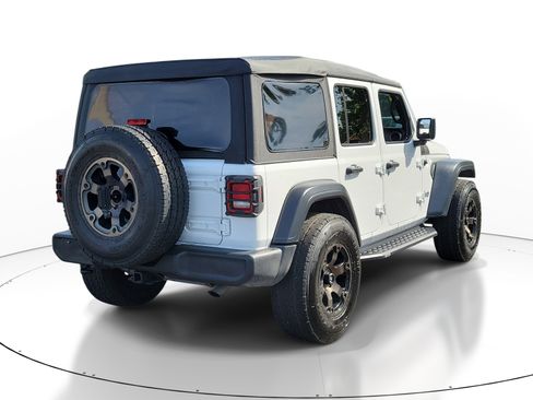 Used 2019 Jeep Wrangler Unlimited Sport S AWD/4WD image 6