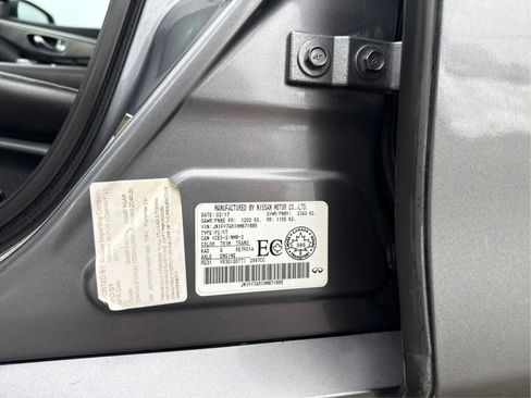 Used 2017 INFINITI Q50 Red Sport 400 image 25