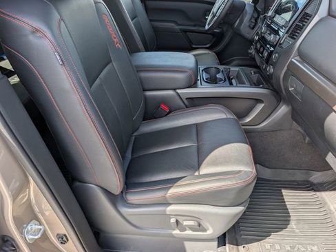 Used 2024 Nissan Titan PRO-4X w/ Pro-4x Convenience Package AWD/4WD image 27