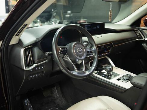 Used 2024 MAZDA CX-90 Plug-In Hybrid w/ Premium Pkg AWD/4WD image 10